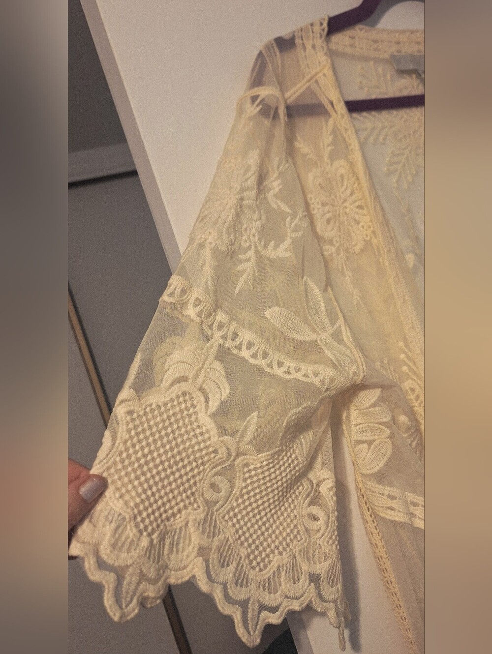 Cream Lace Kimono Robe - Picture 4 of 14